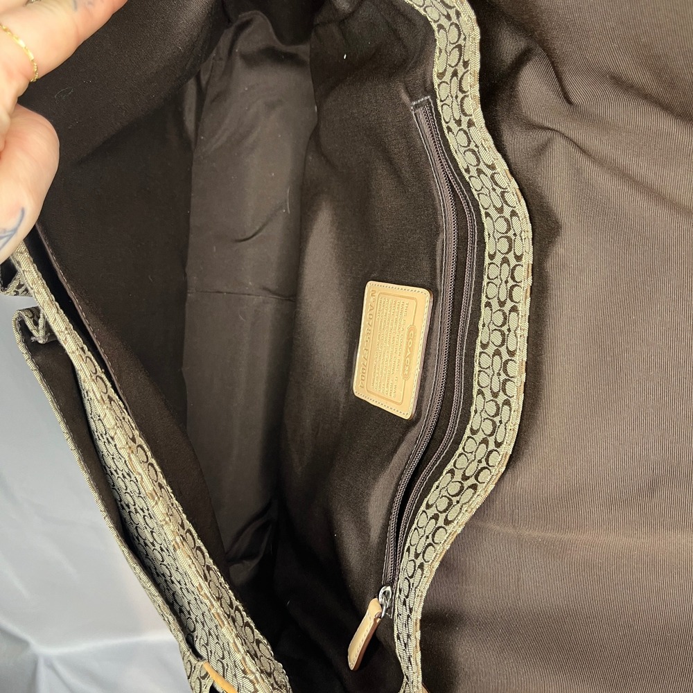 Coach Messenger Bag Crossbody Satchel‎ Signature Canvas Leather Trim - Picture 9 of 13